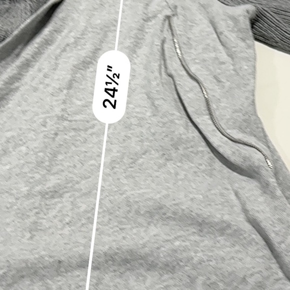 Chico's Zenergy Dina fabric mixed Jacket Side Zip Gray Sweater size 0 small - Picture 7 of 14